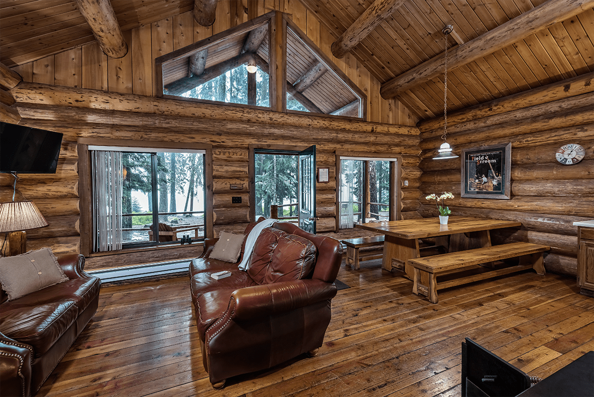 Willamette Two-Bedroom Cabin With Rustic Loft-min